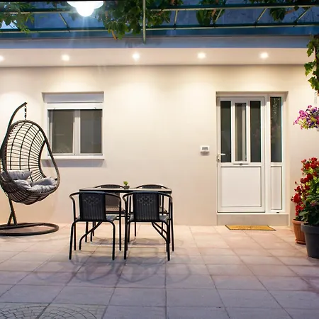Garden House Apartment Kissamos Exterior photo